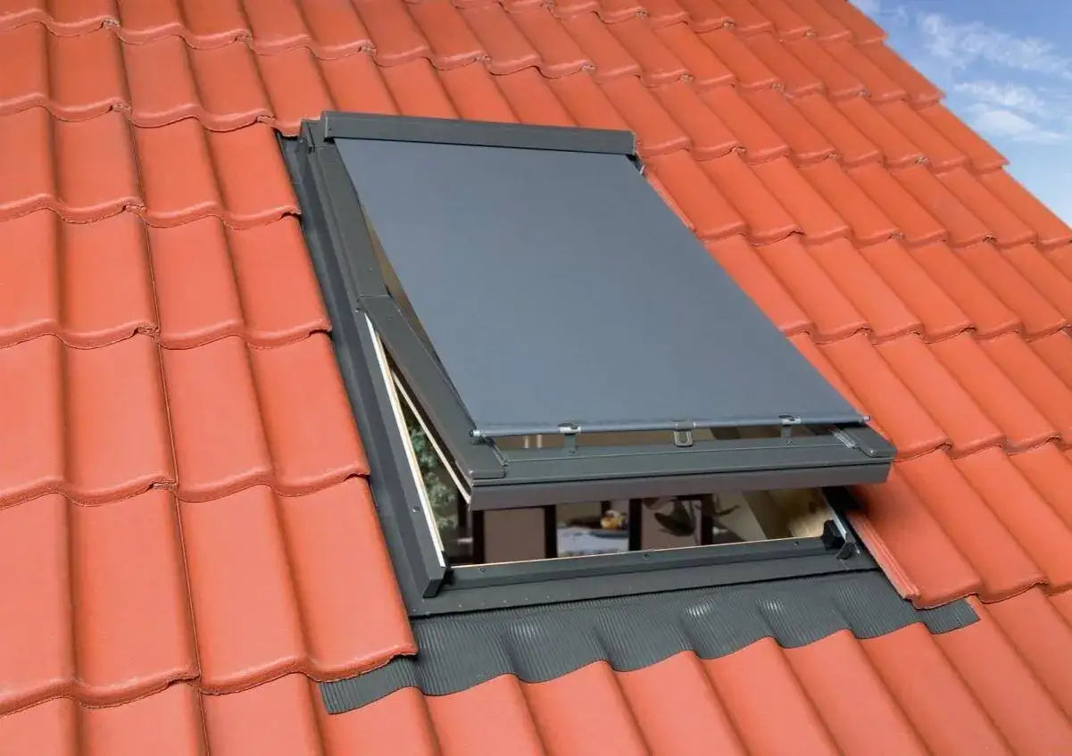 Tabliczka znamionowa okna dachowego Velux Fakro